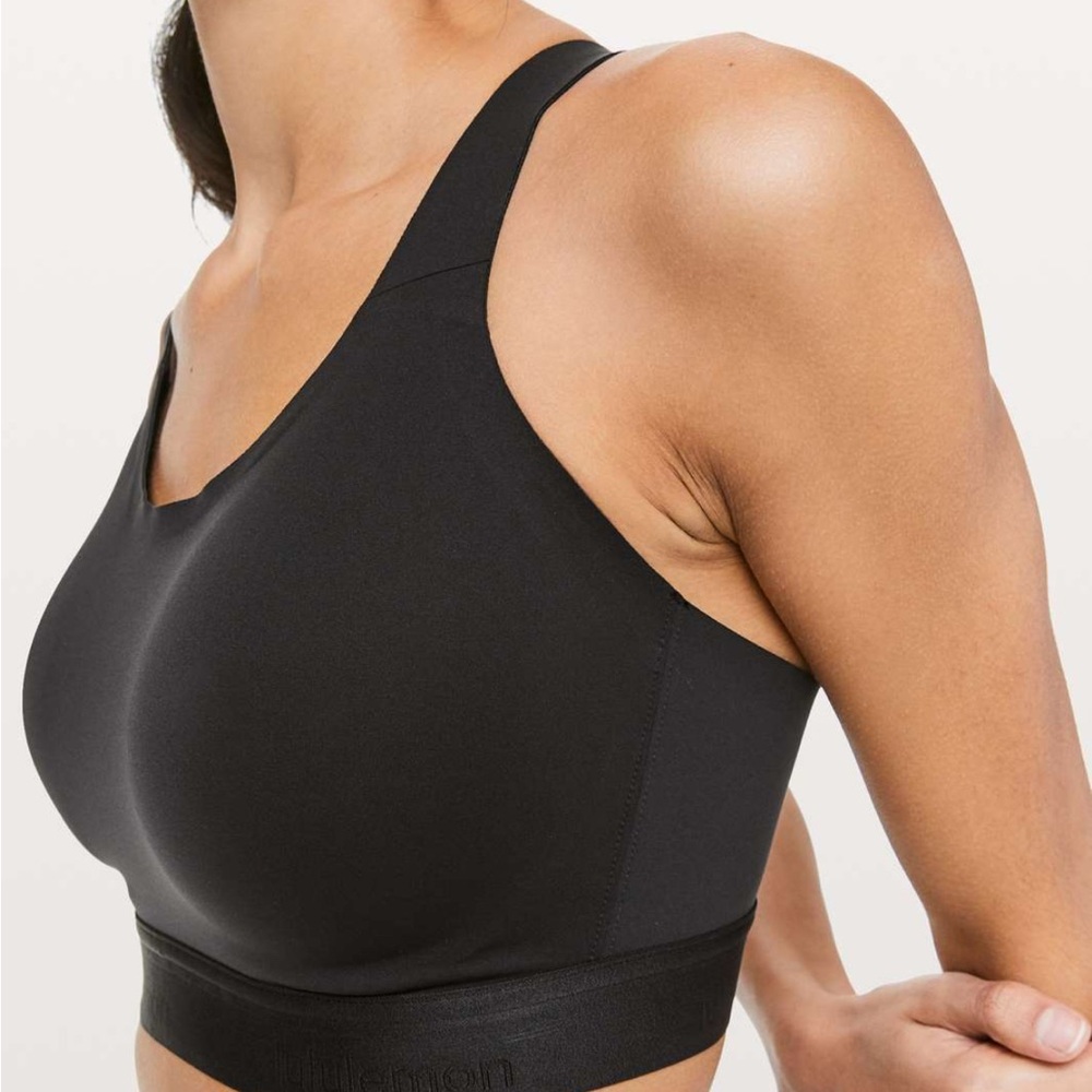 Lululemon Fine Form Sports Bra Black Yoga Pilates Supportive Size 36C